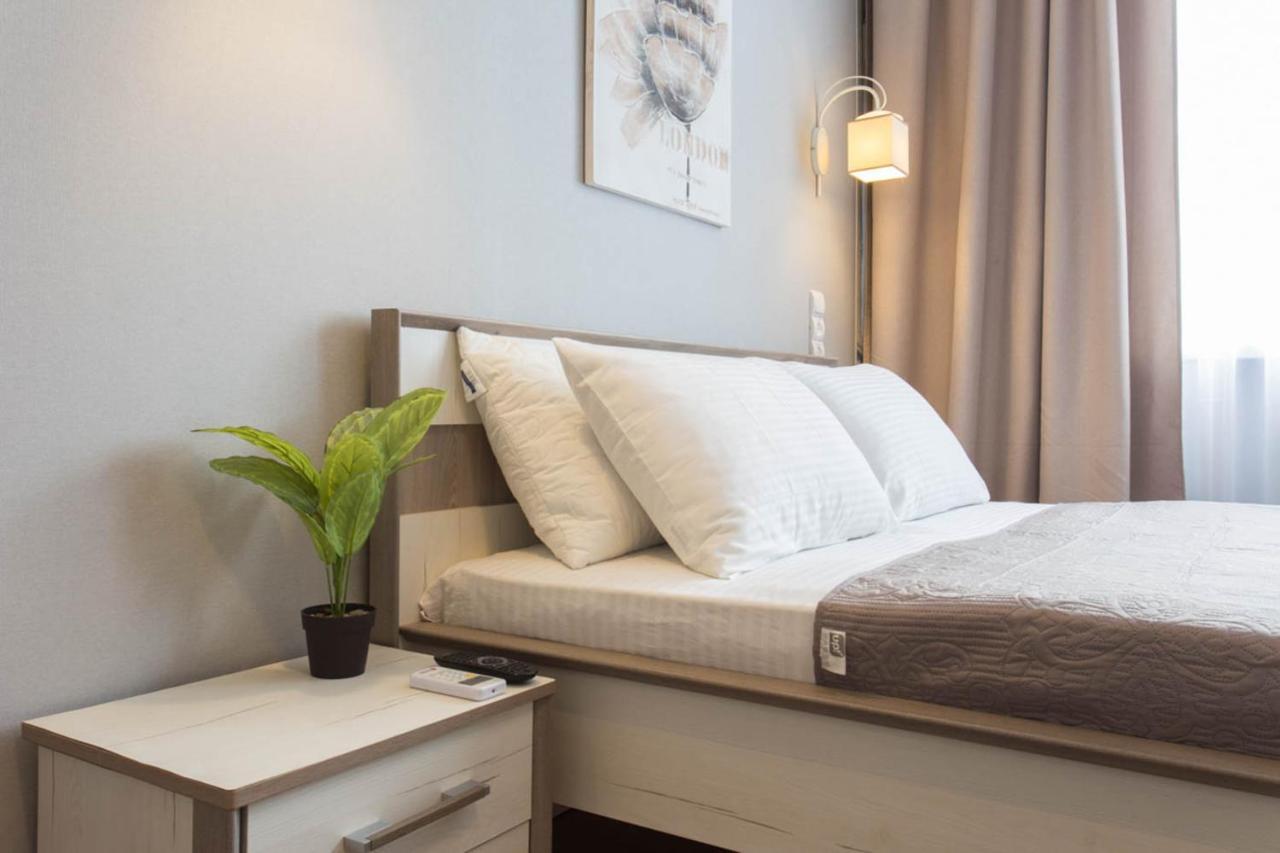 Lux Studio Near Metro Yaroslava Mudroho, Universytet - Chernyshevska Str 95-4 Kharkiv Eksteriør billede