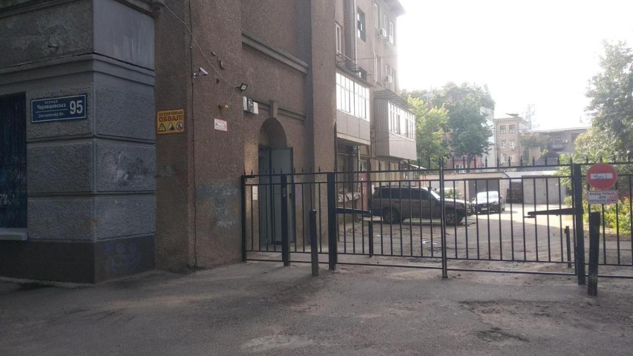Lux Studio Near Metro Yaroslava Mudroho, Universytet - Chernyshevska Str 95-4 Kharkiv Eksteriør billede